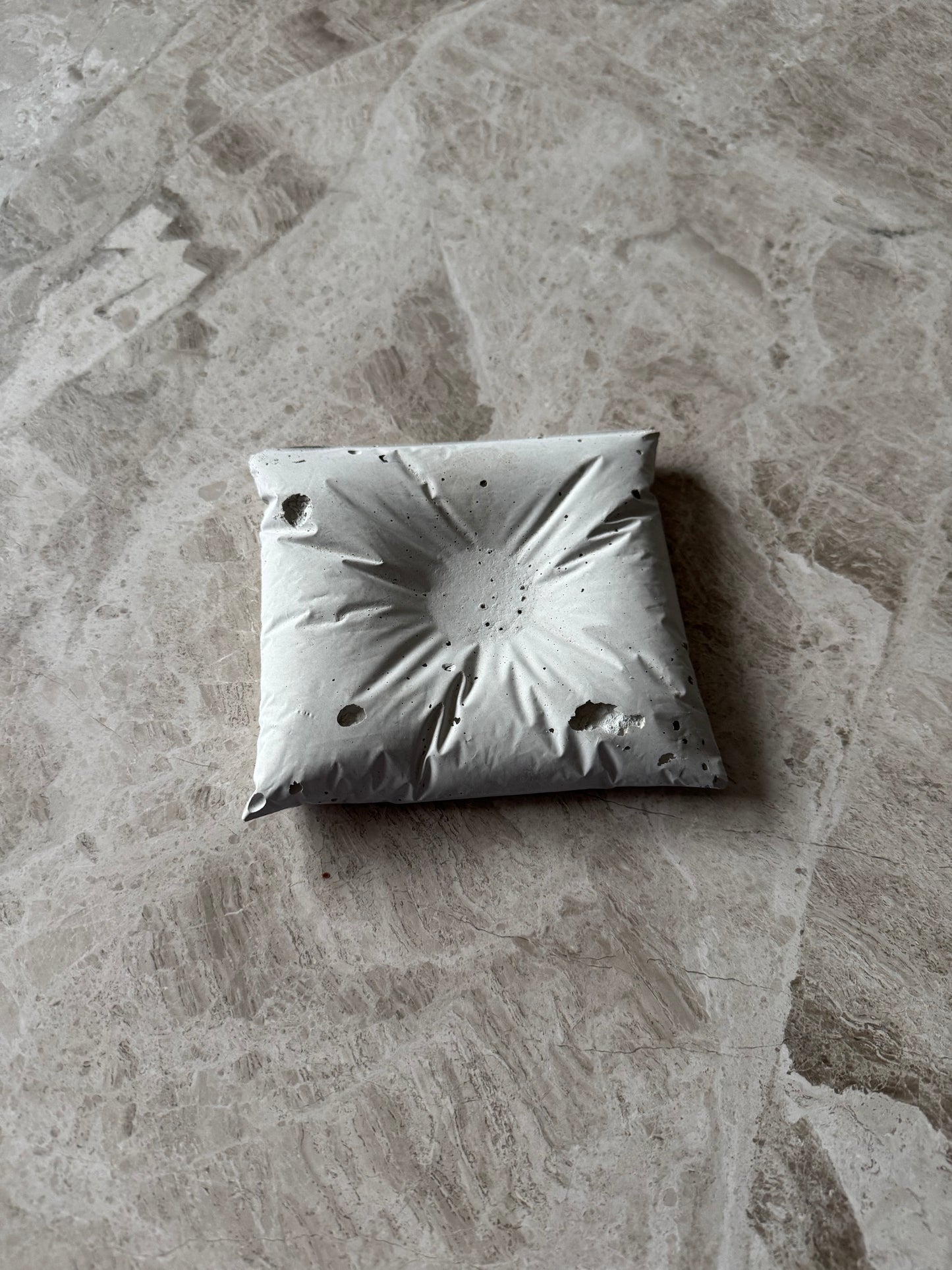 Betongljuskudde – Nordic Melt Original